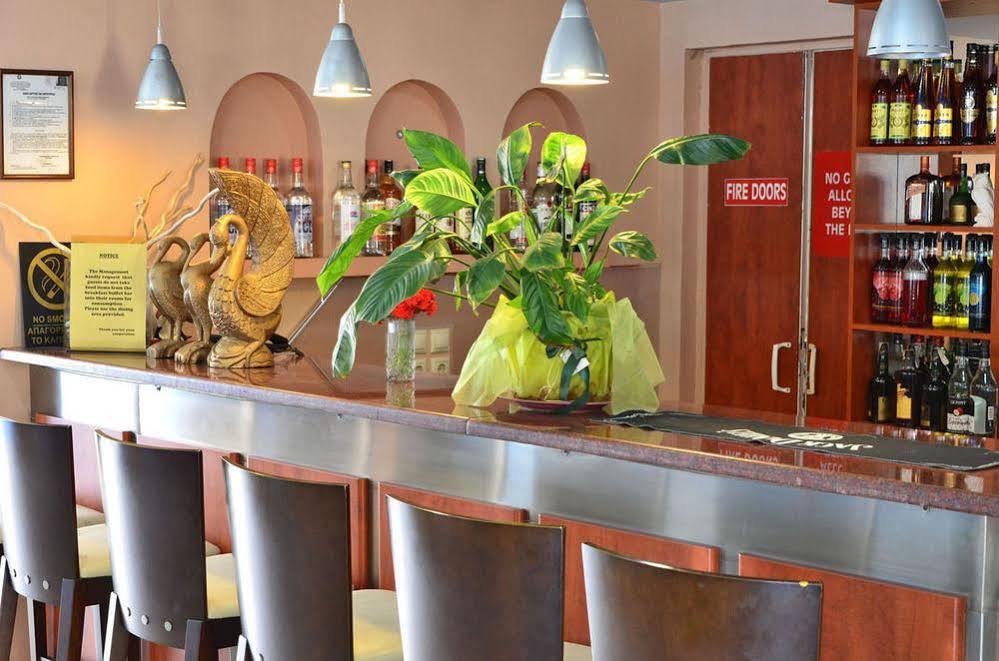 Mavrikos Hotel Plános Eksteriør bilde