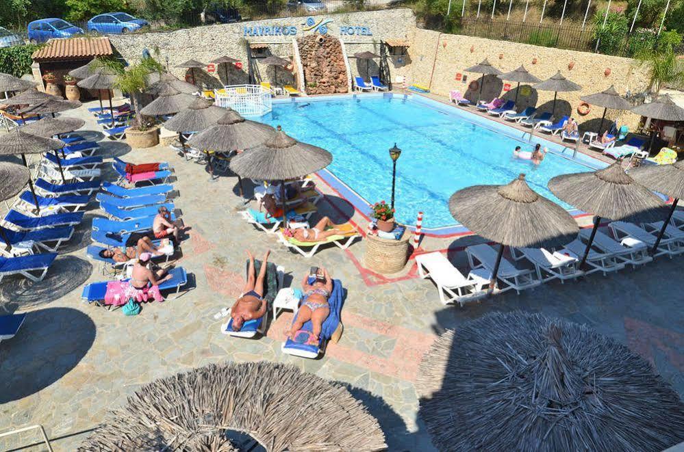 Mavrikos Hotel Plános Eksteriør bilde