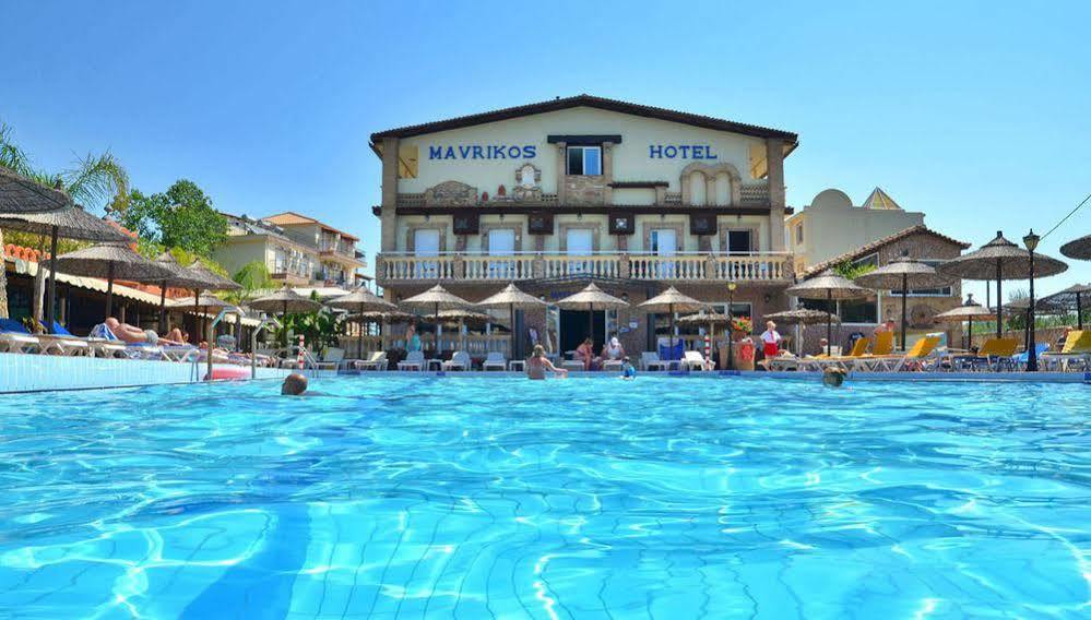 Mavrikos Hotel Plános Eksteriør bilde